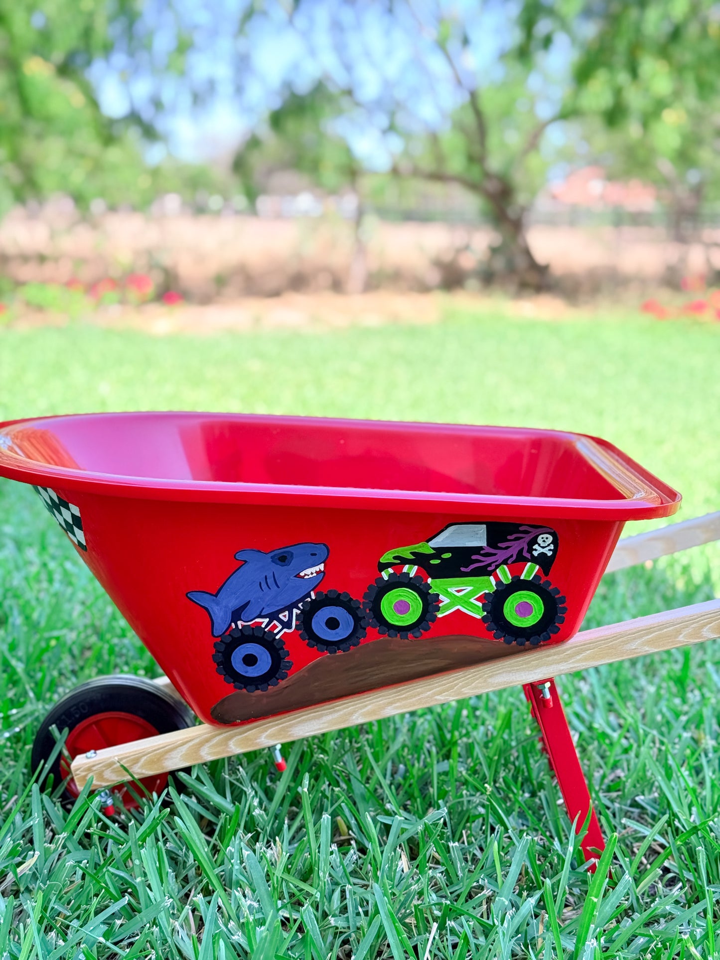 Customized/Personalized wheel barrel